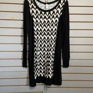 Luxe Small Long Sleeve Black White Fitted Mini Dress 32 Bust 36.5 Length Stretch